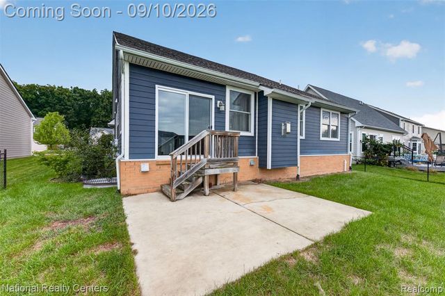 8756 Barrington Drive, Ypsilanti, MI 48198