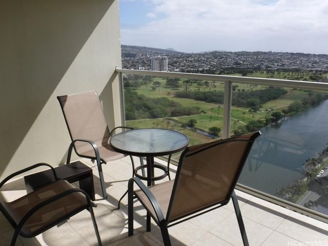 445 Seaside Avenue 3305, Honolulu, HI 96815