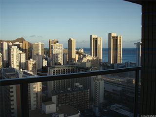 445 Seaside Avenue 3305, Honolulu, HI 96815