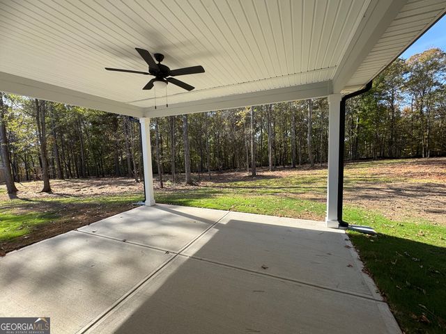 562 Walnut Creek Parkway, Pendergrass, GA 30567