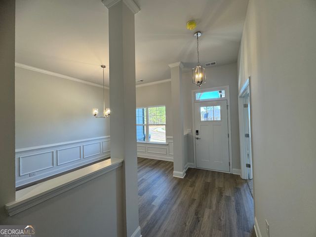 562 Walnut Creek Parkway, Pendergrass, GA 30567