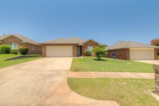 121 Tecumseh Meadows Drive, Norman, OK 73069