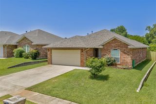 121 Tecumseh Meadows Drive, Norman, OK 73069