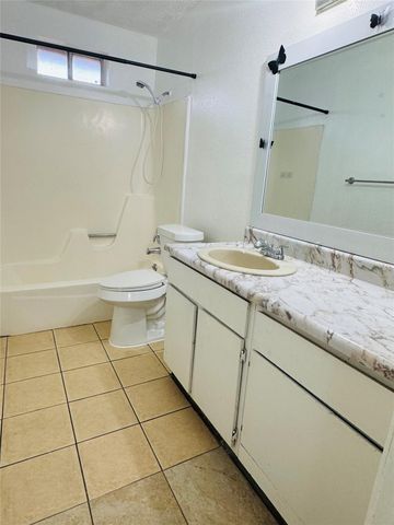 8842 Barton Street, Houston, TX 77075