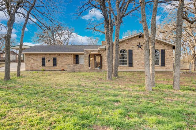 2004 Valley Drive, Crowley, TX 76036