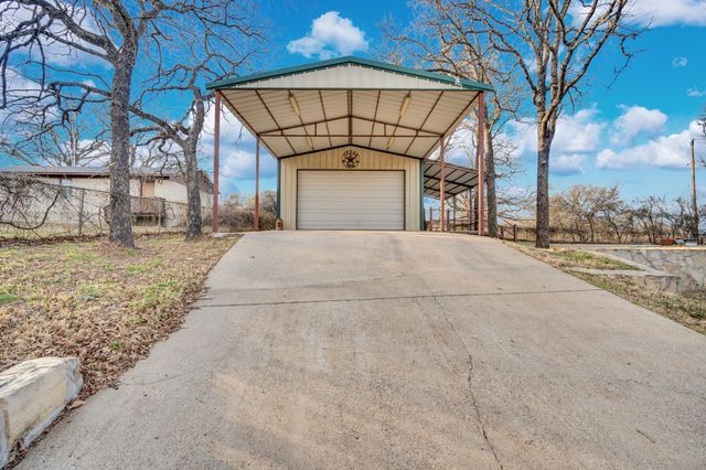 2004 Valley Drive, Crowley, TX 76036