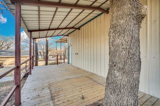 2004 Valley Drive, Crowley, TX 76036