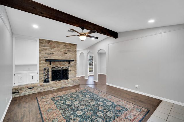 2004 Valley Drive, Crowley, TX 76036