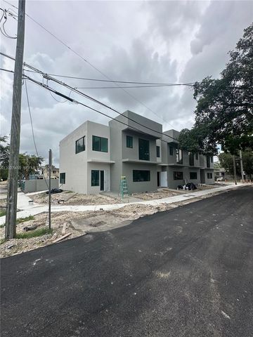 6480 NE 1st Ave 6470, Miami, FL 33150