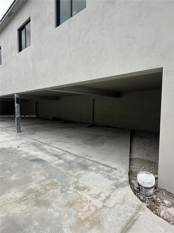 6480 NE 1st Ave 6470, Miami, FL 33150