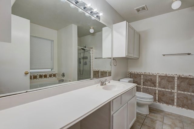 9622 Farrell Drive, Houston, TX 77070
