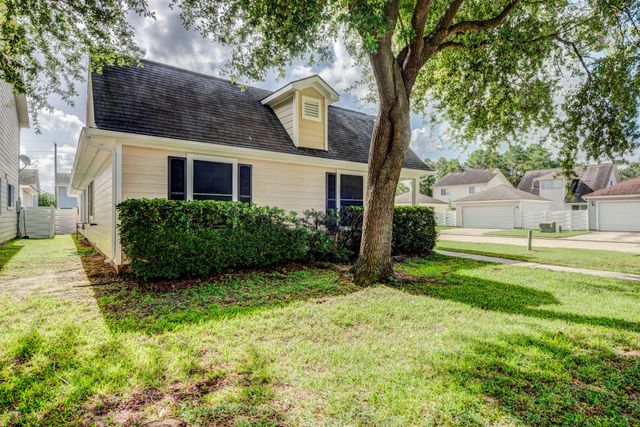 9622 Farrell Drive, Houston, TX 77070