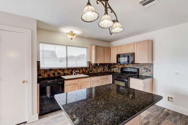 9622 Farrell Drive, Houston, TX 77070