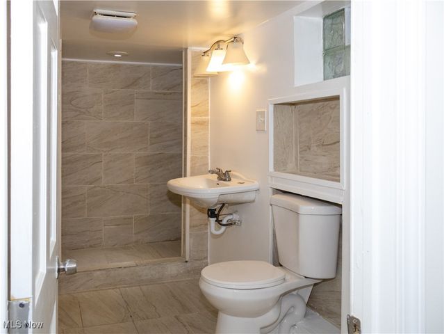 114 Oneta, Youngstown, OH 44509