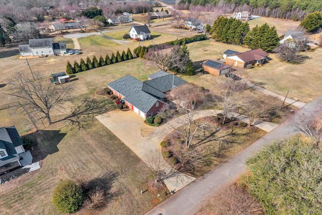 126 Patti Court, Cowpens, SC 29330