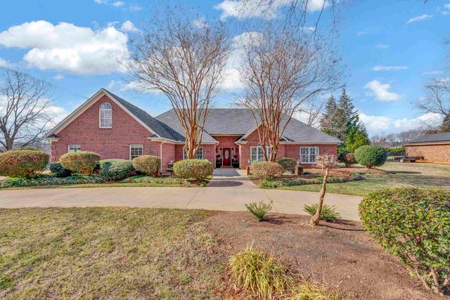 126 Patti Court, Cowpens, SC 29330