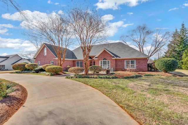 126 Patti Court, Cowpens, SC 29330