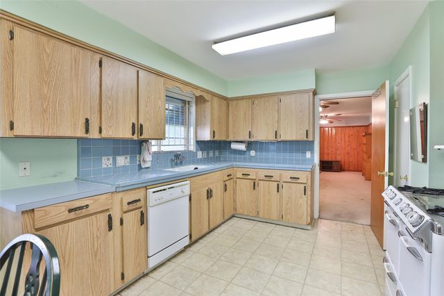 1127 Shirkmere Road, Houston, TX 77008