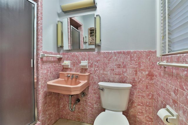 1127 Shirkmere Road, Houston, TX 77008