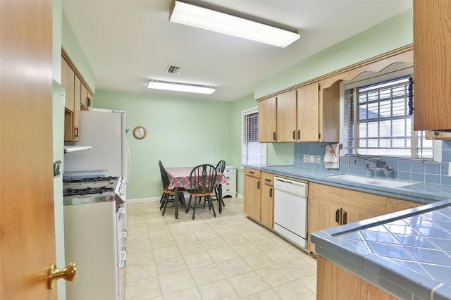 1127 Shirkmere Road, Houston, TX 77008