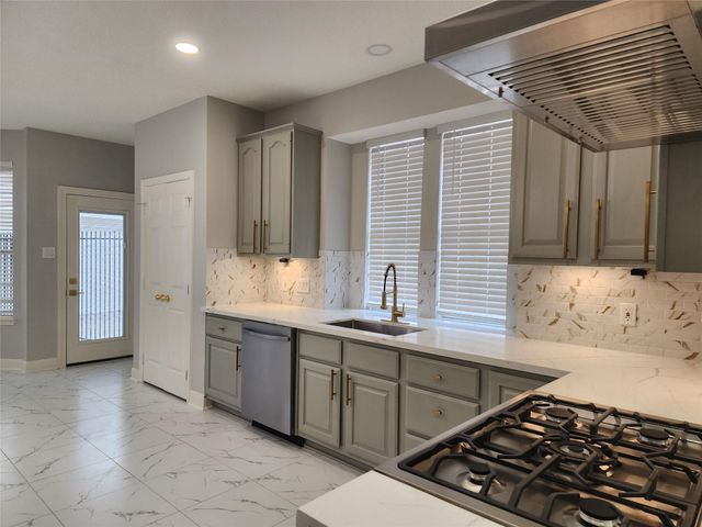 5818 Wilkins Lane, Sugar Land, TX 77479