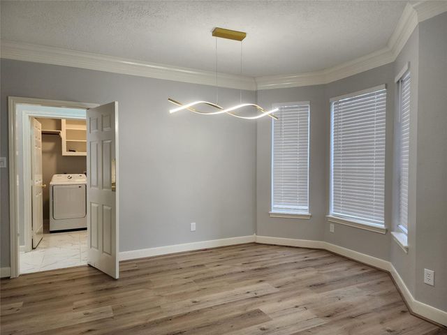 5818 Wilkins Lane, Sugar Land, TX 77479