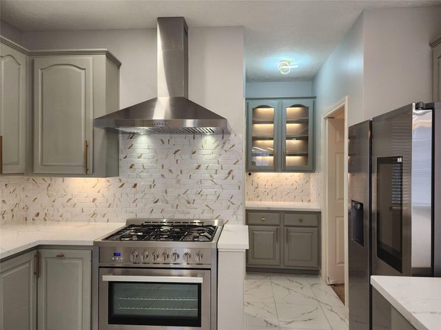 5818 Wilkins Lane, Sugar Land, TX 77479