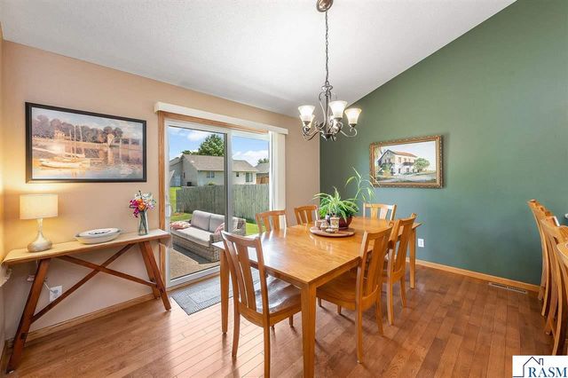 109 La Costa Lane, Mankato, MN 56001