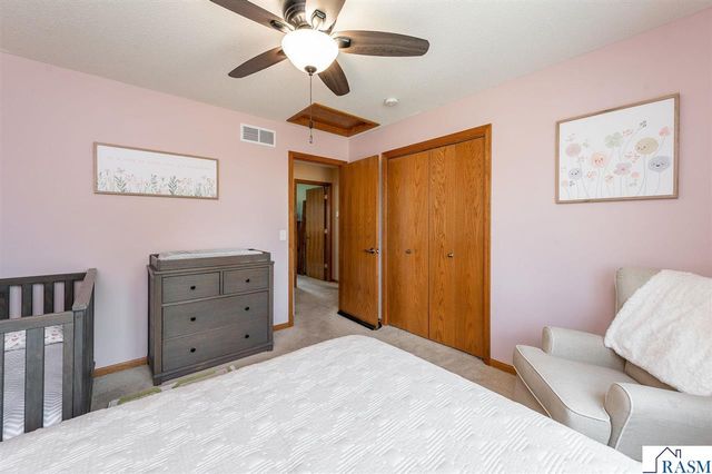 109 La Costa Lane, Mankato, MN 56001