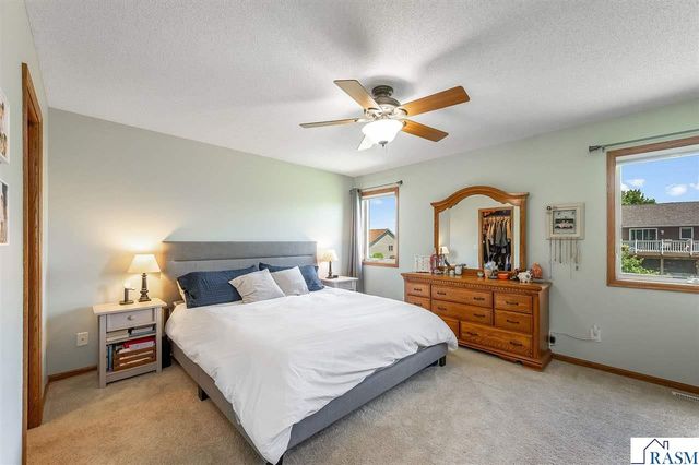 109 La Costa Lane, Mankato, MN 56001