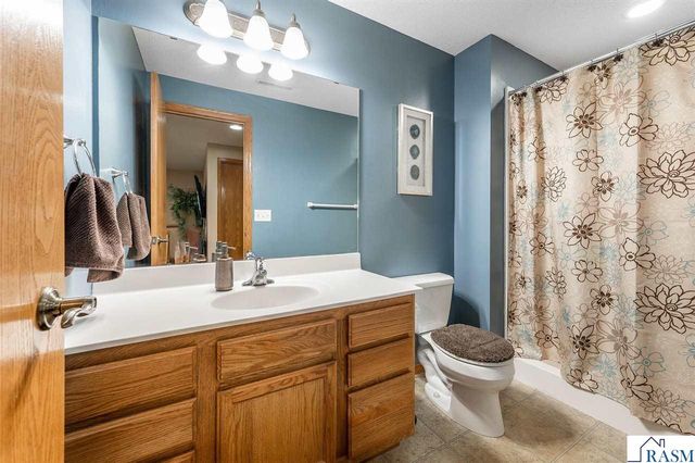 109 La Costa Lane, Mankato, MN 56001