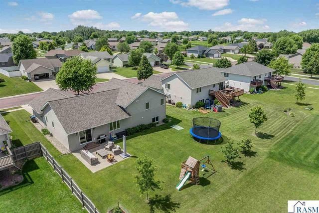 109 La Costa Lane, Mankato, MN 56001