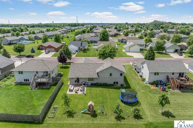 109 La Costa Lane, Mankato, MN 56001