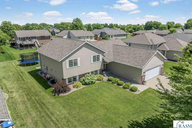 109 La Costa Lane, Mankato, MN 56001