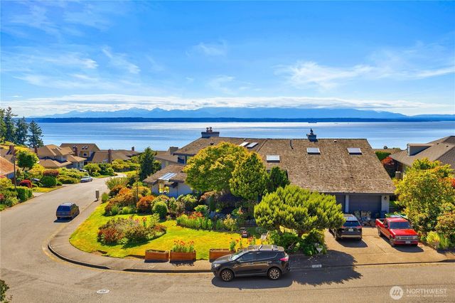 13731 65th Place W, Edmonds, WA 98026