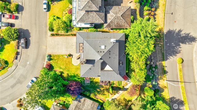 13731 65th Place W, Edmonds, WA 98026