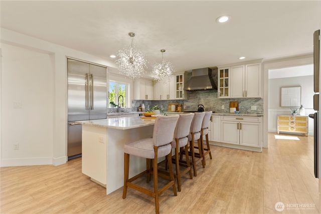13731 65th Place W, Edmonds, WA 98026