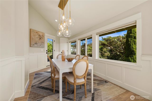 13731 65th Place W, Edmonds, WA 98026