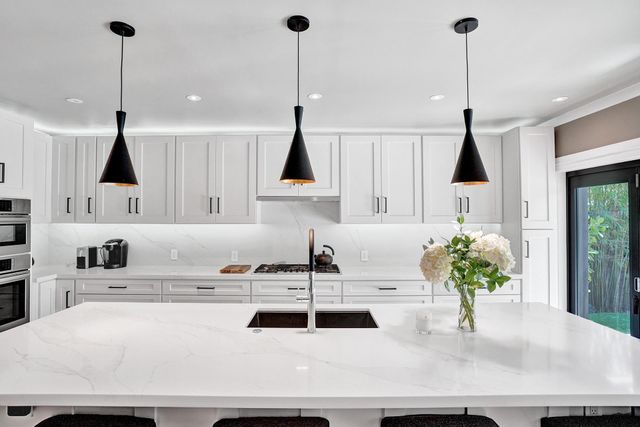 246 N Swinton Avenue, Delray Beach, FL 33444