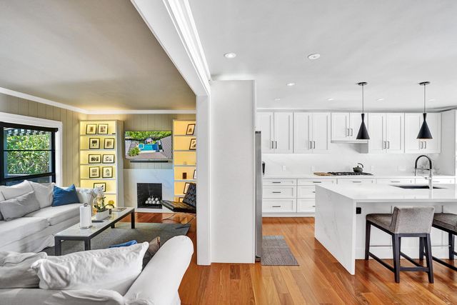 246 N Swinton Avenue, Delray Beach, FL 33444