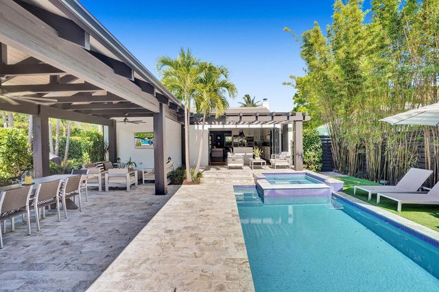 246 N Swinton Avenue, Delray Beach, FL 33444