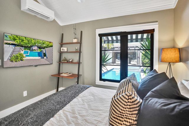 246 N Swinton Avenue, Delray Beach, FL 33444