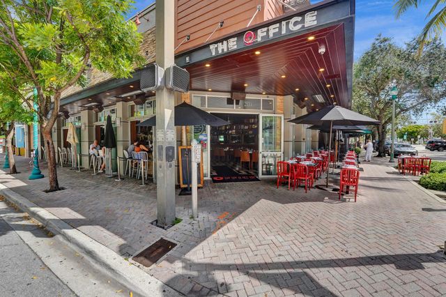 246 N Swinton Avenue, Delray Beach, FL 33444