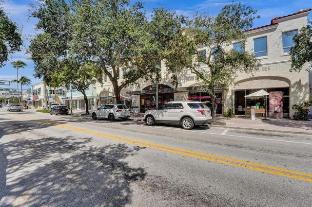 246 N Swinton Avenue, Delray Beach, FL 33444