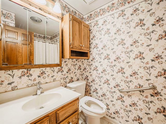 214 Shane Court, Evansville, IN 47715