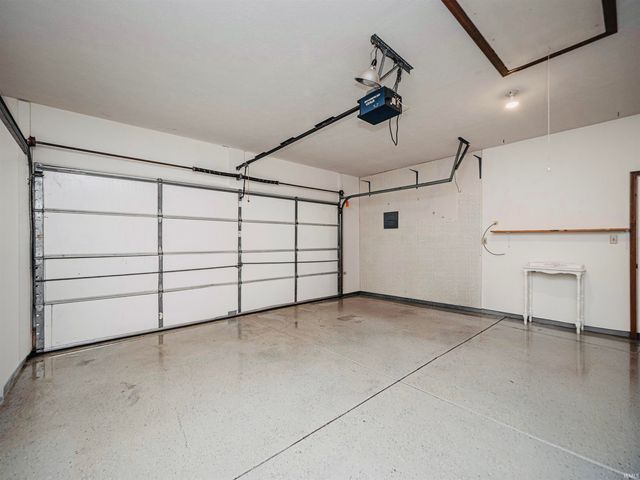 214 Shane Court, Evansville, IN 47715