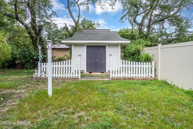 26 Quail Road, Jackson, NJ 08527