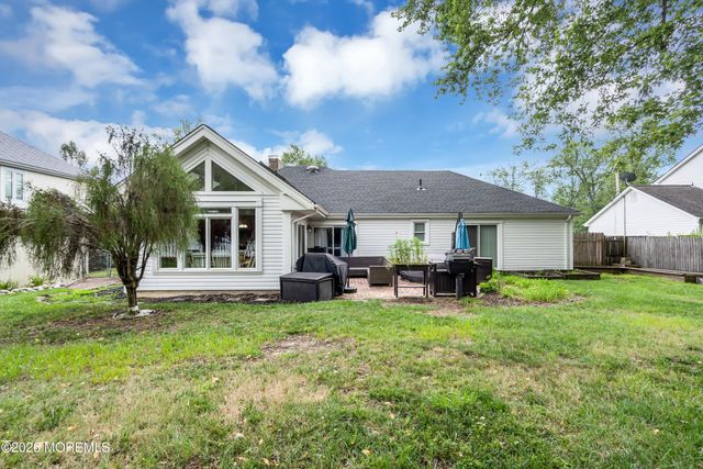 26 Quail Road, Jackson, NJ 08527