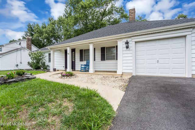 26 Quail Road, Jackson, NJ 08527