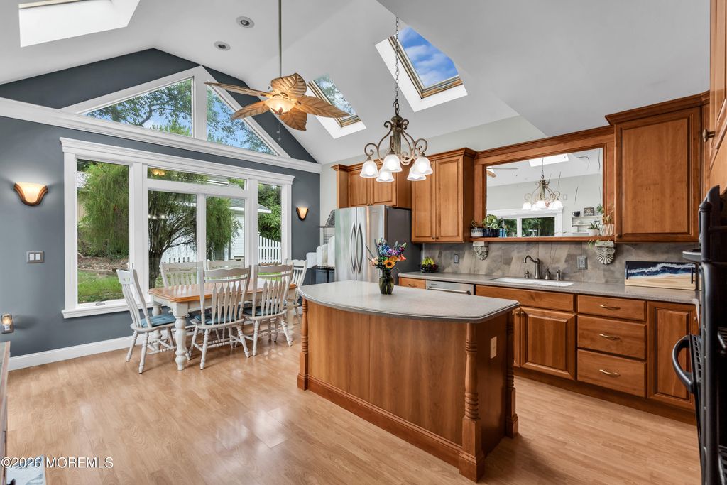 26 Quail Road, Jackson, NJ 08527